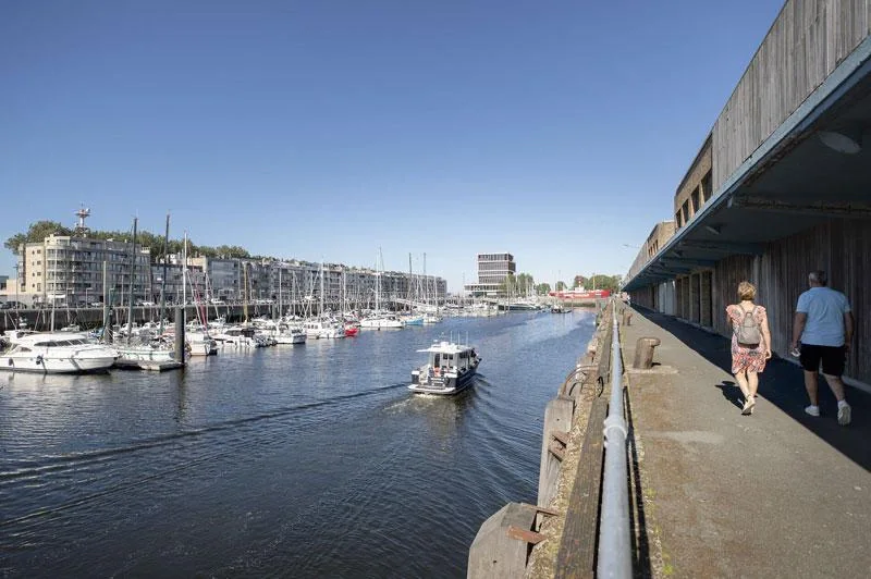 Zeebrugge beach, marina, harbour and Belgian coast visitor highlights