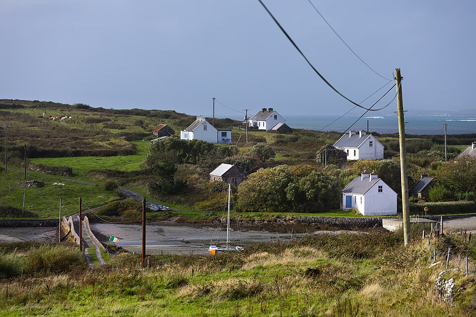 Paris hamlet on Heir Island, West Cork