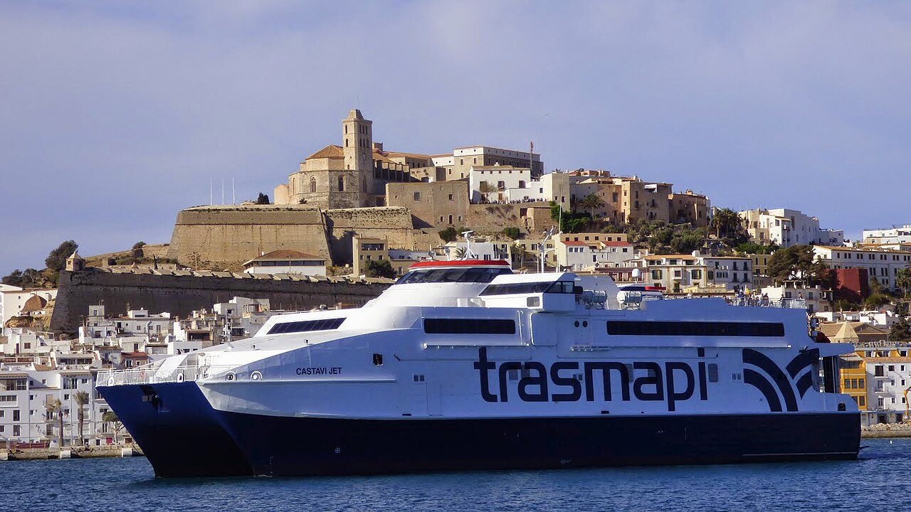Trasmapi catamaran Castavi Jet